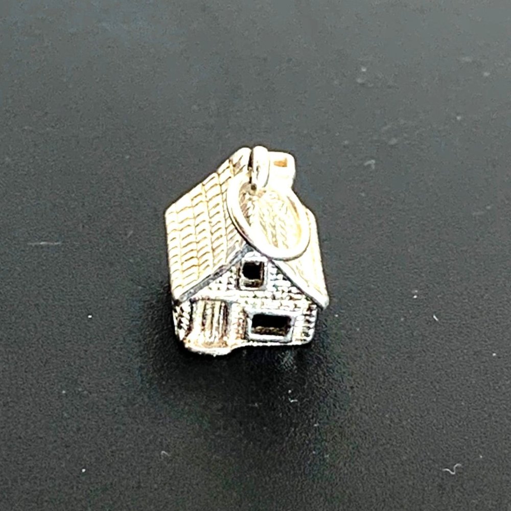 Sterling Silver 925 Vintage 3 Dimensional House / Cabin Charm .75" x .50"